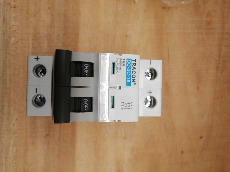Disjuntor  magnetotermico Tracon Corrente Continua 16 Amperes.