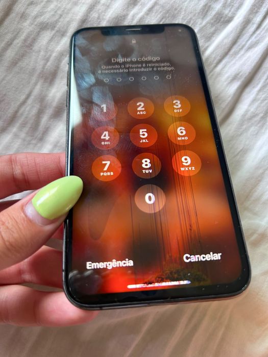 Telemóvel iPhone XS 64 GB