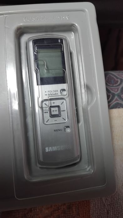 Samsung YV 120 диктофон багатофункціональний