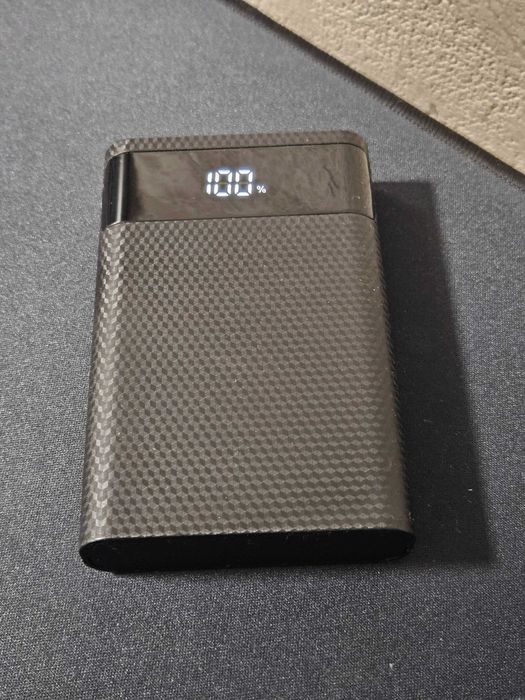 корпус павербанка з швидкою зарядкою 22.5w на 14000mah