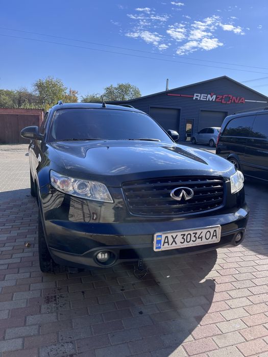 Infinity fx35, 2003р