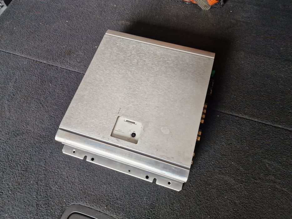 Kenwood KAC-PS100 Wzmacniacz Samochodowy Seria Performance produkcja Japońska.  Jakość dzwieku. Car audio