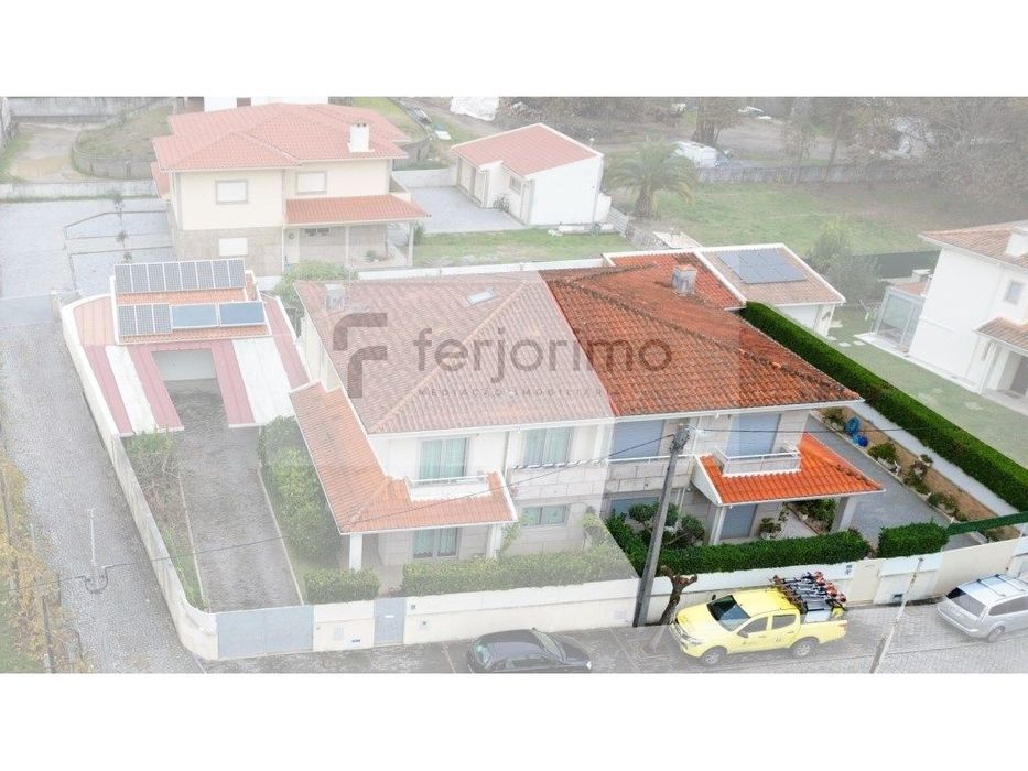 Excelente Moradia Geminada