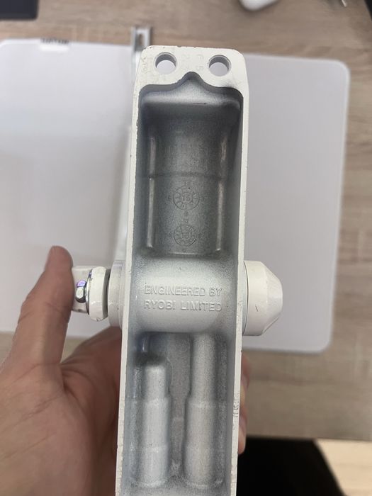 Доводчик дотягувач для дверей RYOBI