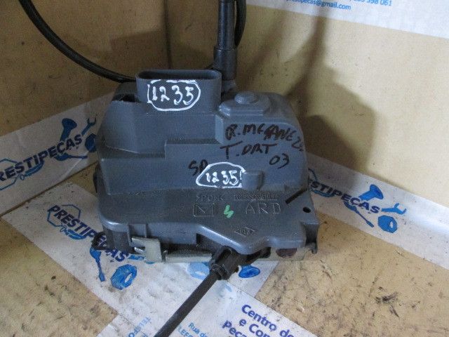 Fechadura / fecho porta trás direito RENAULT Megane I (BA0/1_)
