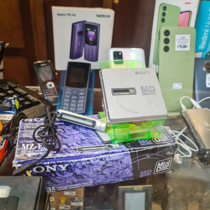 Sony MD Walkman MZ-E35 – MiniDisc Player c/ Mega Bass – Anos 90
