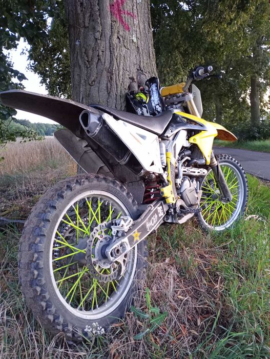 Suzuki RMZ i Yamaha yzf.