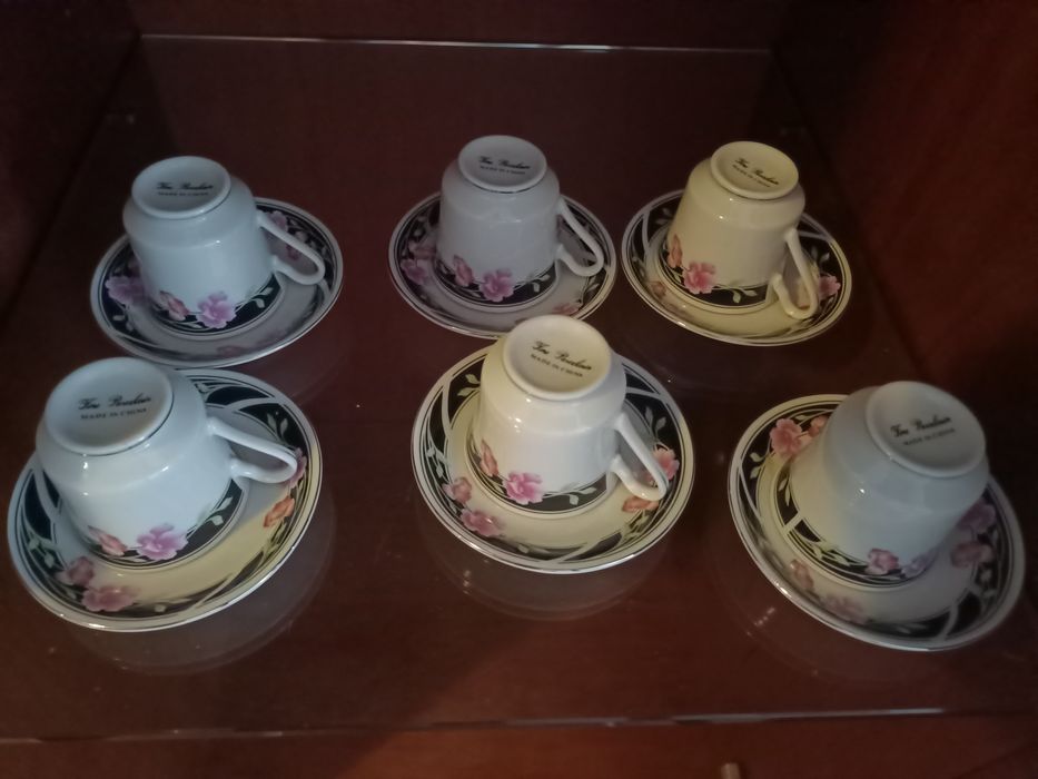 6 chávenas porcelana Fina