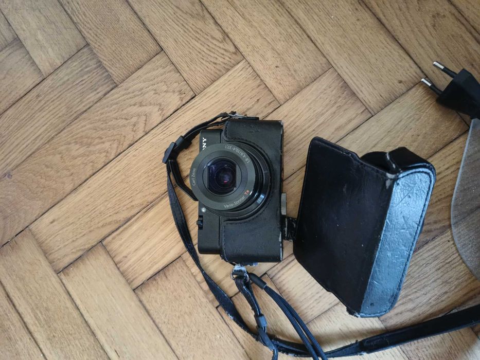 Aparat Sony DSC-RX100