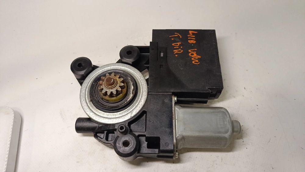 Motor vidro trás direito VOLVO V50 (MW)
