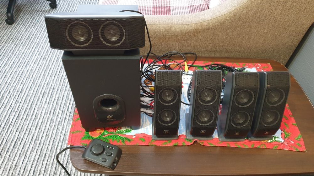 Акустична система  5.1  Logitech  X-540