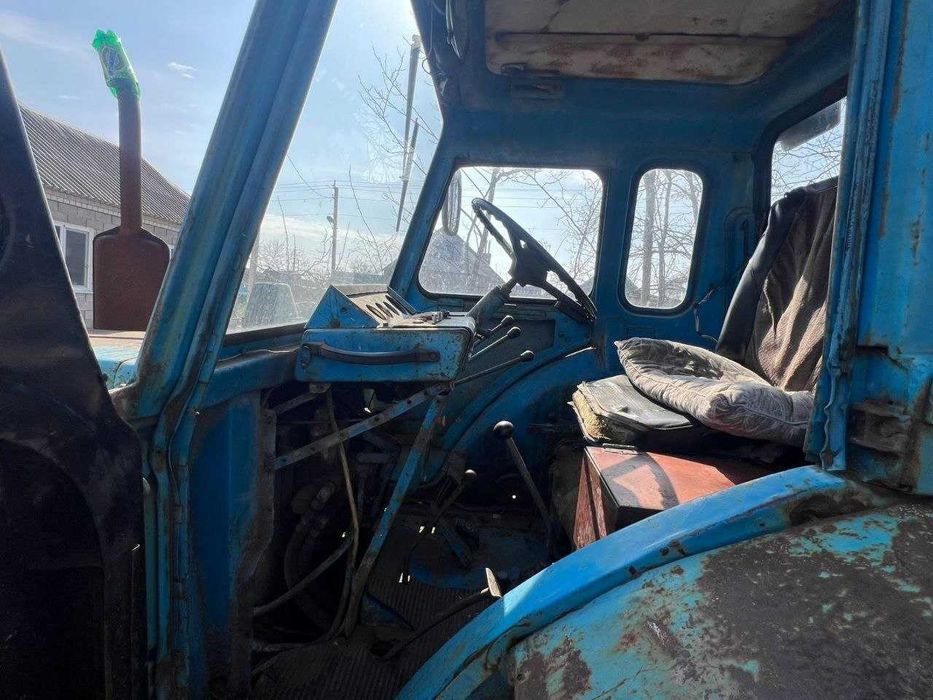 Трактор мтз 82 сільгосптехніка