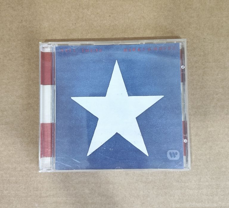 Neil Young - Hawks & Doves: CD