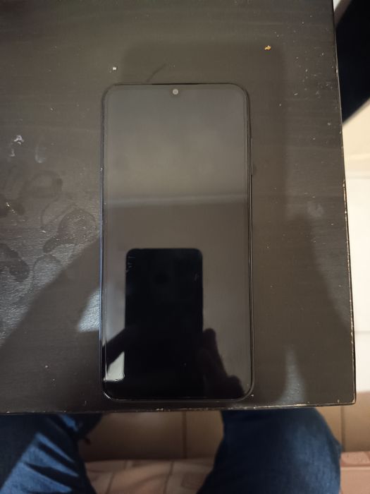 *Samsung a25 5g*
