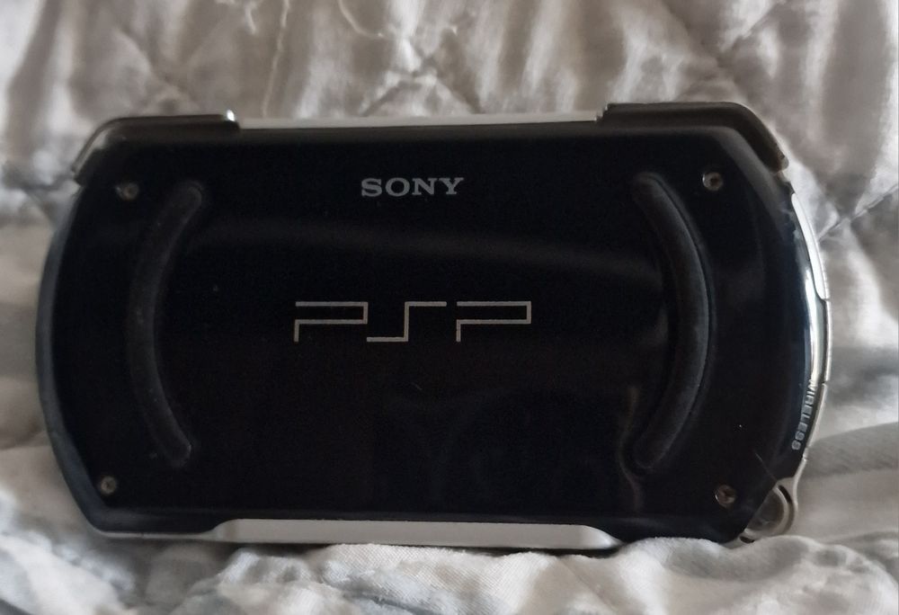 PSP go - cor preta