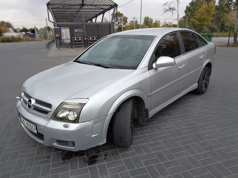 Машина в Днепре на полном ходу по машины сделанная ходовая замена всех салинблоков косточки шаровые поставили новые проставки машина поднятая замена масла новый подон стоит блоки розжига ксенона много чего с Делано машину делал Жене ну попался вариант лучше звоните все покажу розкажу