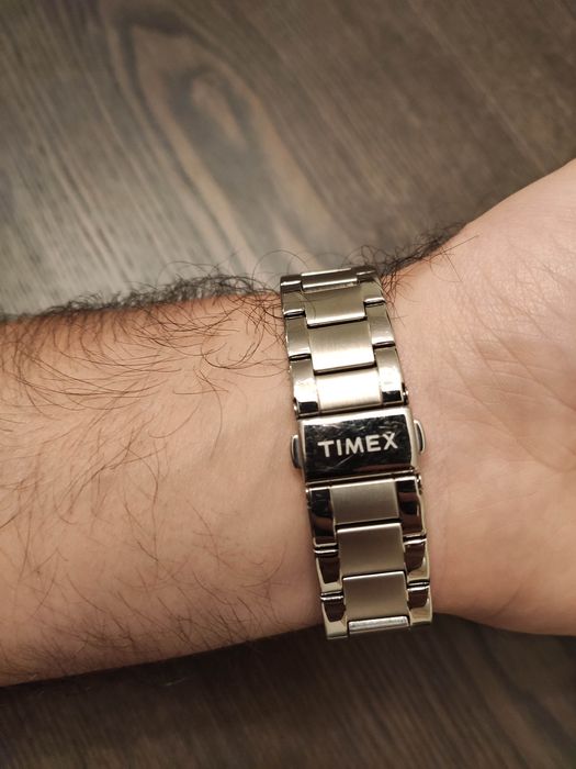 Relógio Timex modelo TW2P93600