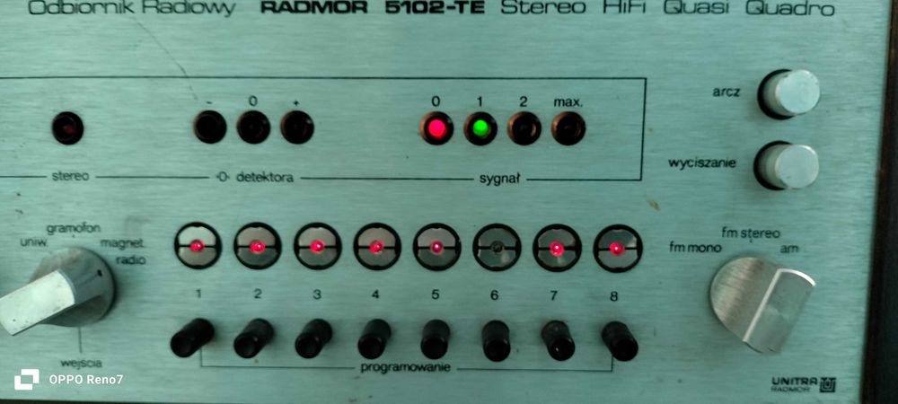 Wzmacniacz z wbudowanym odbiornikiem radiowymUnitra Radmor