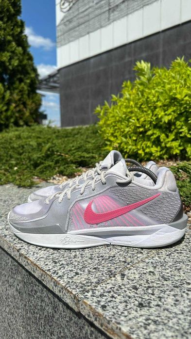 #0276 Nike Sabrina 2 [US 8 | 26 cm]