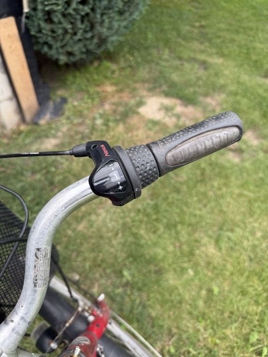 Rower miejski DBS City damski 26” koszyk bagażnik czerwony