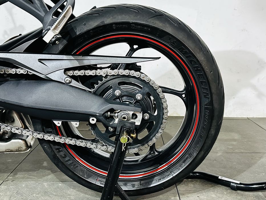 Triumph Street Triple 675 R ABS мото з європи