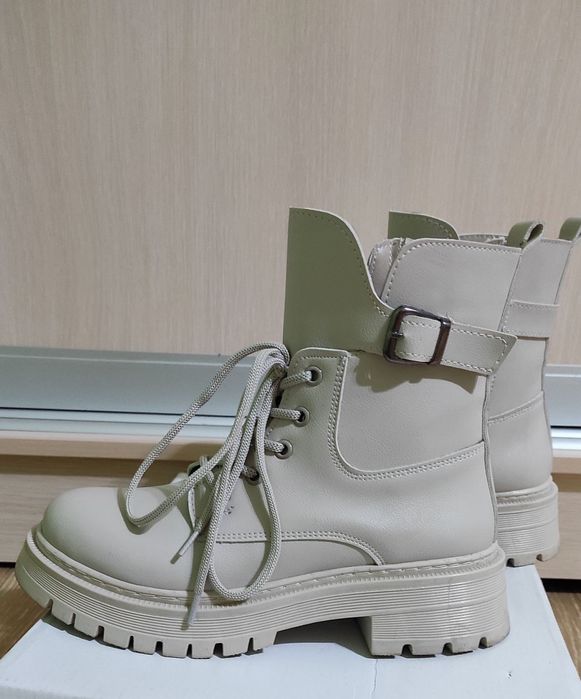 Жіночі напівчеревики