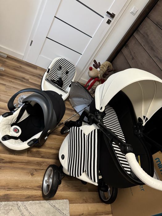Wózek Mima Xari zestaw pełny z fotelikiem i bazą isofix