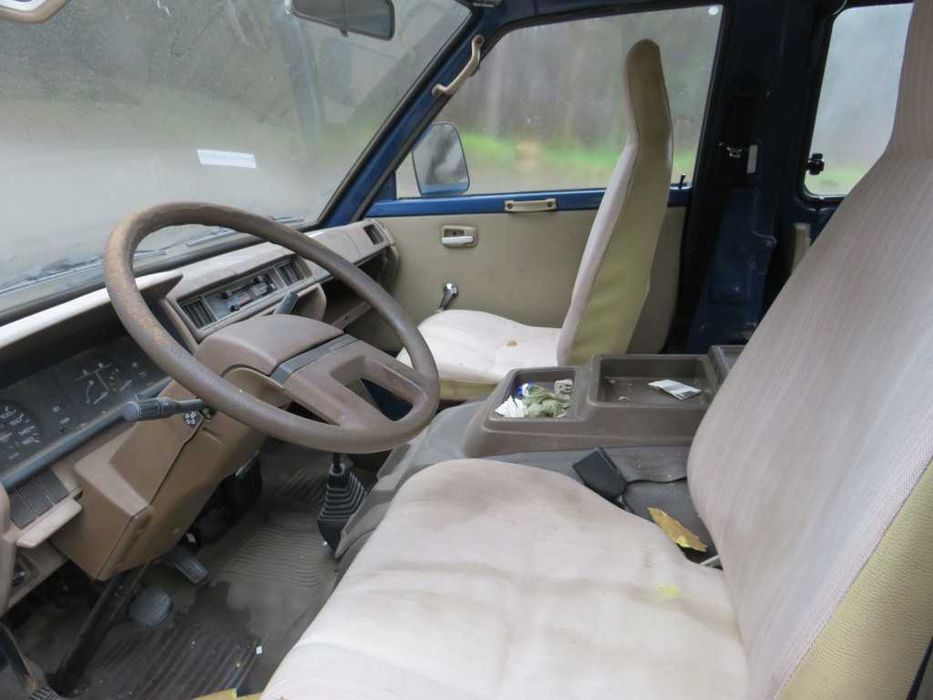Nissan Vanette 2.0dCi de 1993 - Peças Usadas
