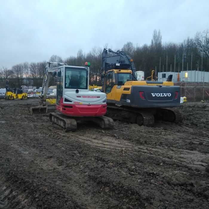 Uslugi/Wynajem Mini Koparka/ Koparka Drogi, Wyburzenia,Transport