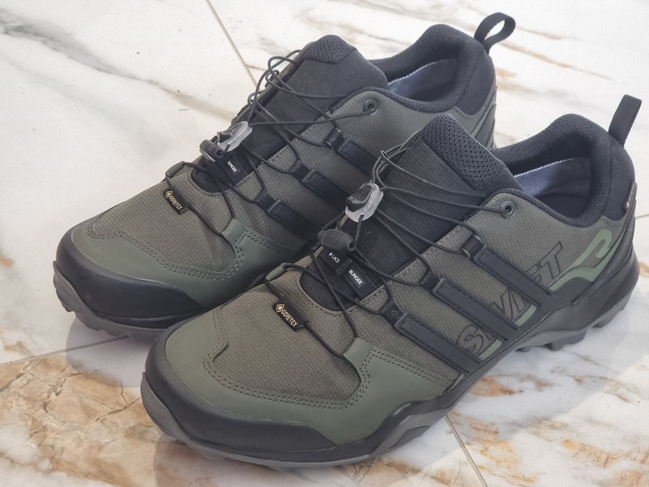 Оригінал 100% чоловічі кросівки Adidas Terrex Swift R2 Gore-Tex  EURO 46