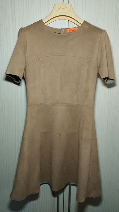 Платье из эко-замши от Enneli: Ваша идеальная база в цвете Nude