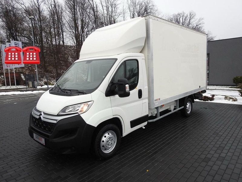 Od Ręki 24 Kontener z Windą Najem Długoterminowy Auta Z Windą Warszawa