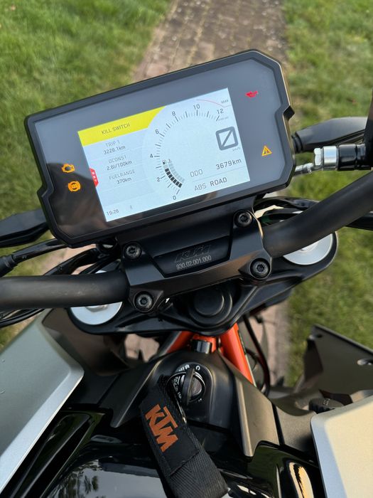 Ktm duke 125. Polski salon