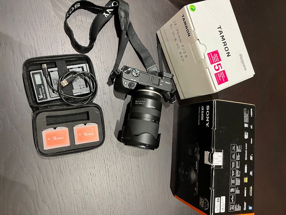 Sony A6400 + Tamron 17-70 2.8 + Baterias + SD Card