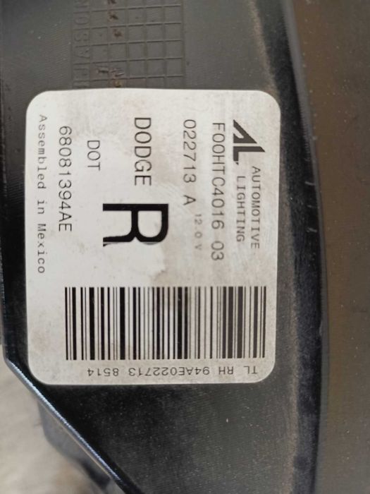 Dodge Dart 2012 - 2016 Lampa Prawa Tył USA oryginał