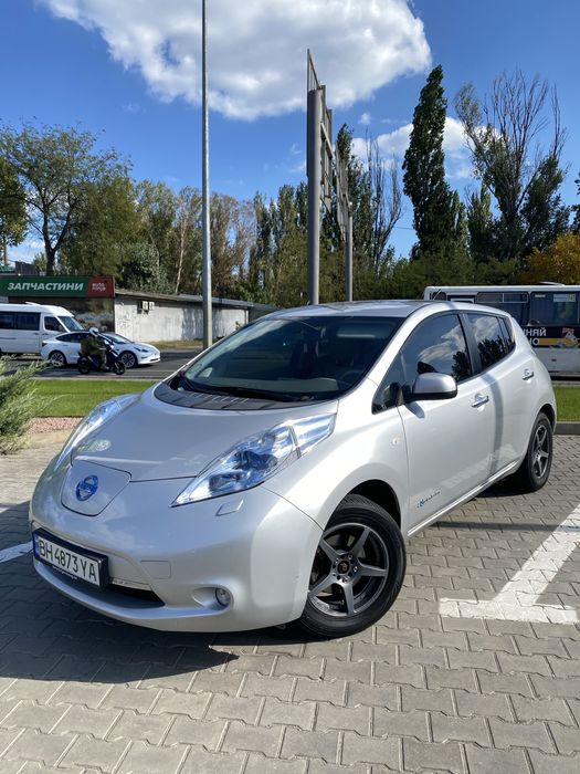 Nissan Leaf 2012г 24квт