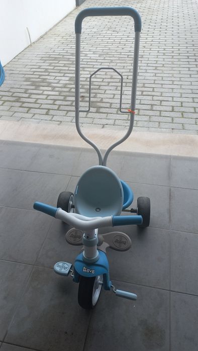 Triciclo em bom estado