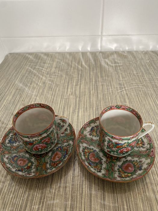 2Chávenas de Café com pires Porcelana da China