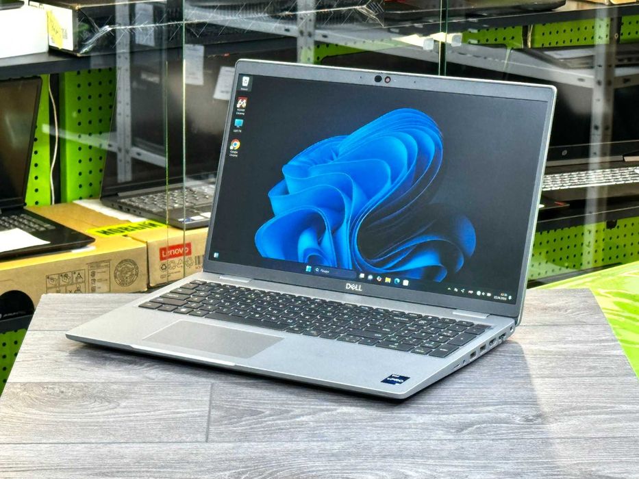 • Dell Latitude 5530 / Core i7-1265u / Type-C / IPS екран / Підсвітка