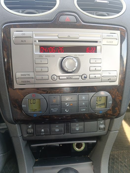 Ford Focus mk2 1.6b