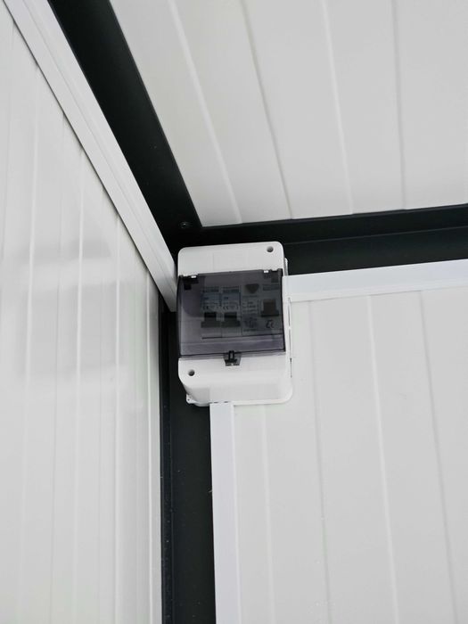 Pawilony 6m x 3m Handlowo Usługowe Kontenery Biuro Kiosk Komis