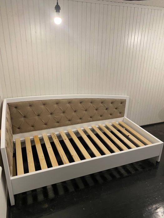 Ліжко, односпальне ліжко, ручна робота