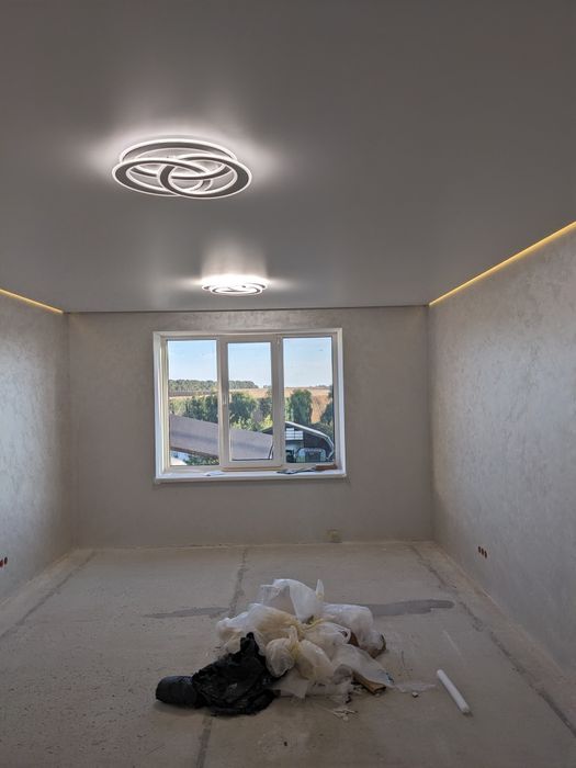 Натяжні Стелі: "Розтягуємо Задоволення"