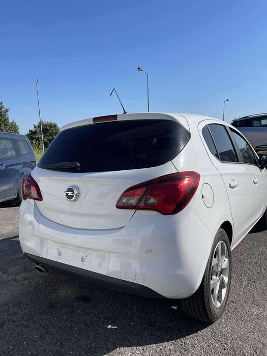Opel Corsa E 2017 para peças!
