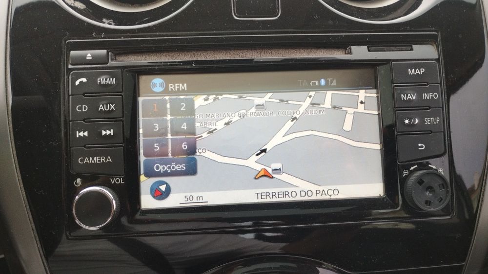 Nissan Note 1.2 Ano 2013