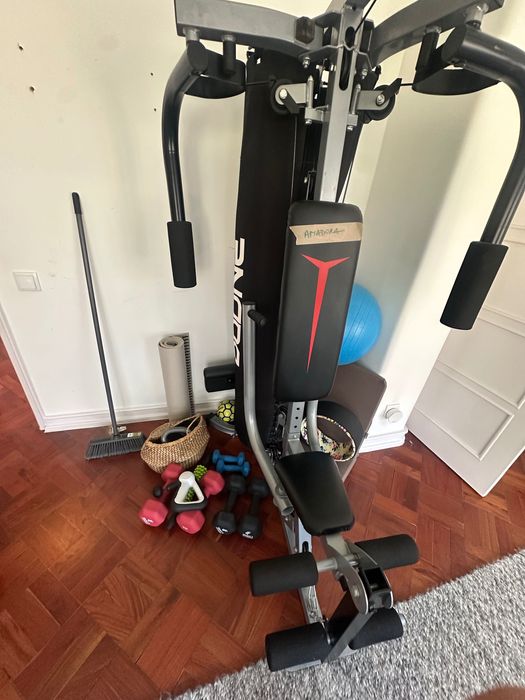 Estação de Musculação