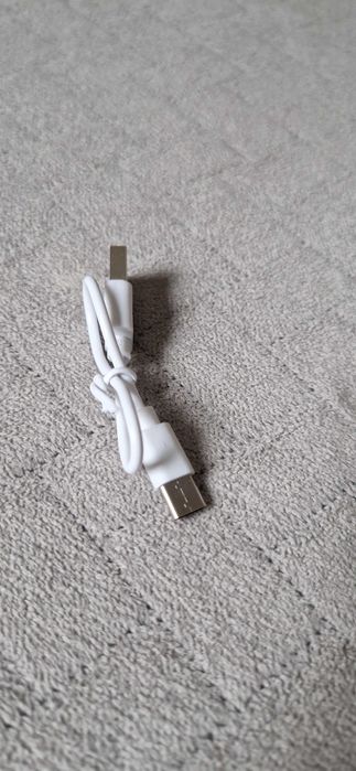 kabel do ładowania telefonu typ C krótki biały 20cm