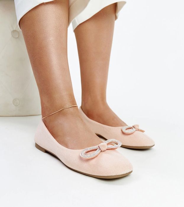 Jasnoróżowe balerinki z kokardką Gaillou