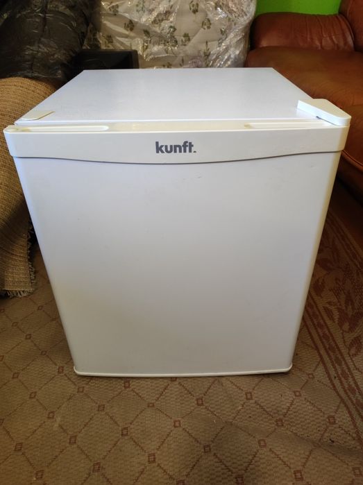 Frigorífico mini bar Kunft