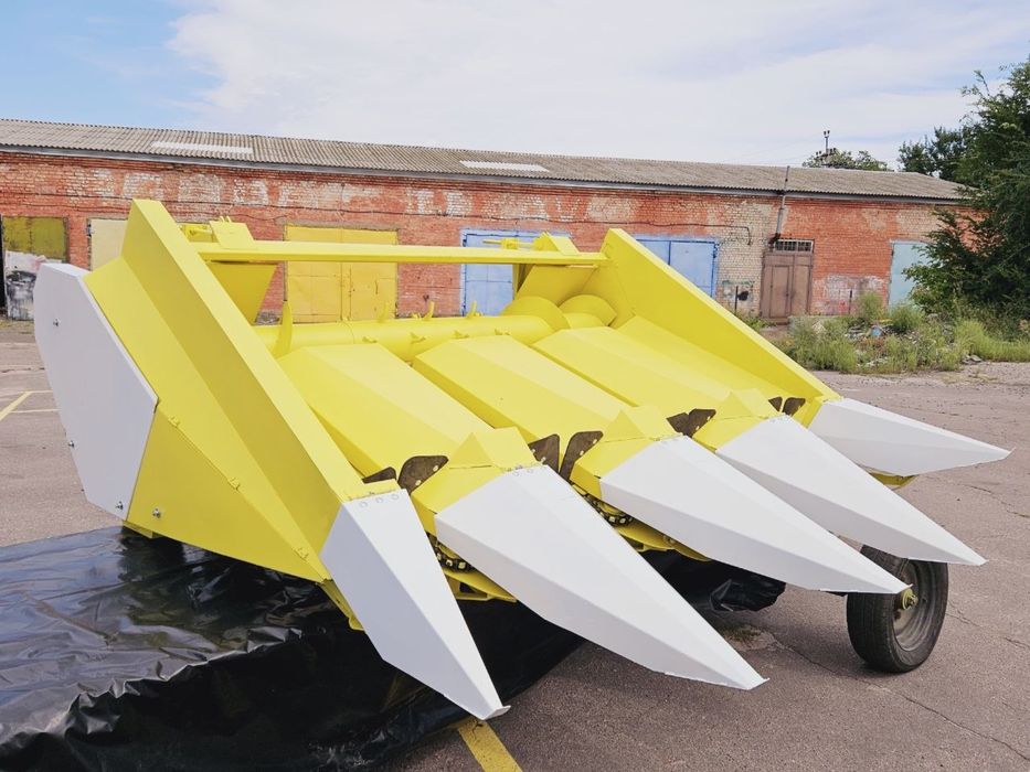Жатка кукурузна КМС-4 під New Holland , Нива, Case , Claas